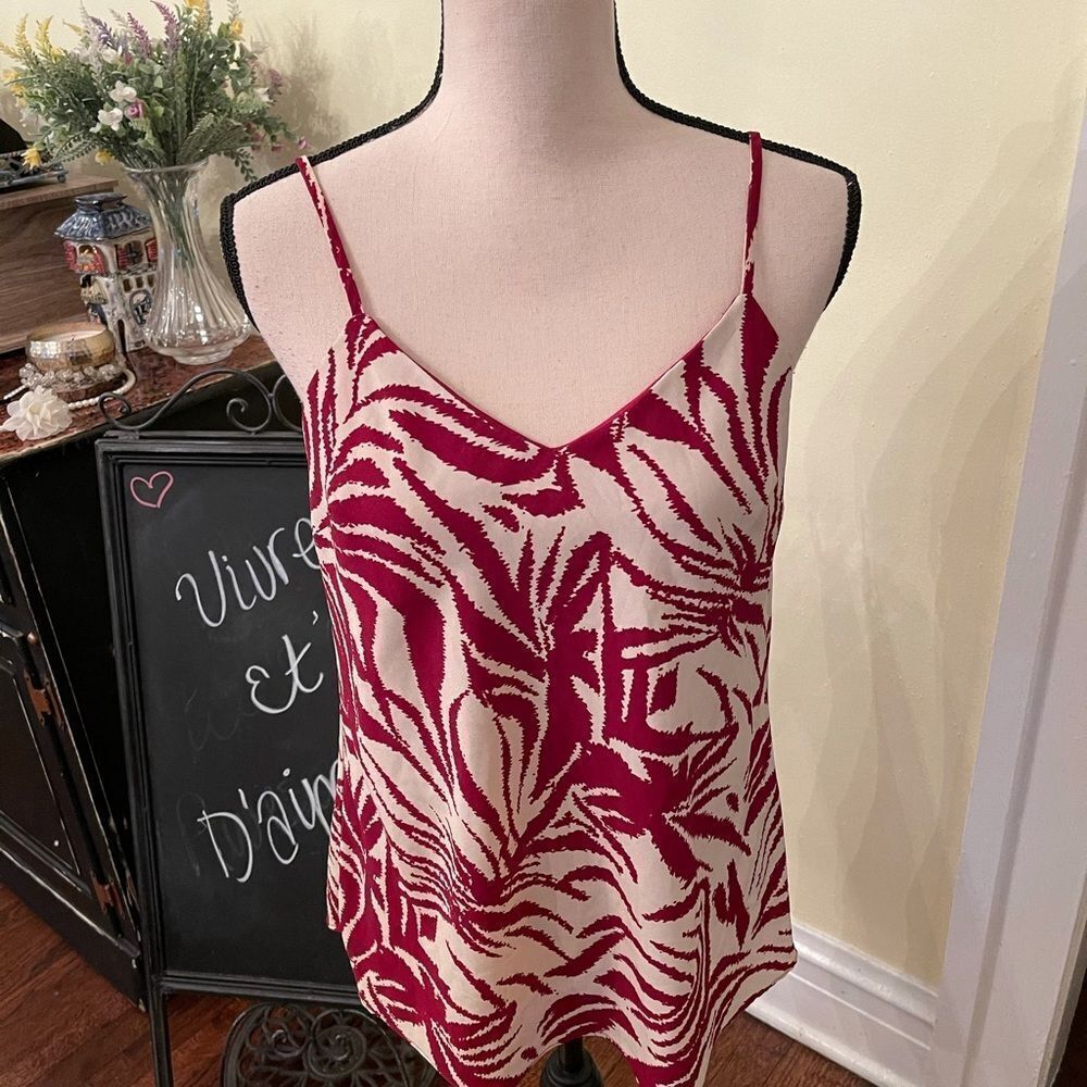 *Timing* M Stitch Fix Palm Print Lined Cami EUC